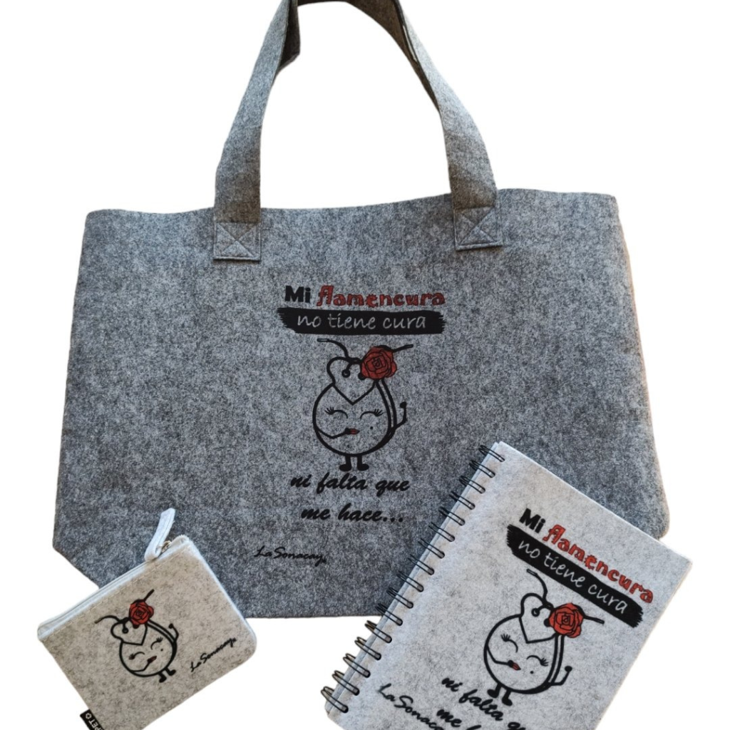 Pack flamenco con bolsa, monedero y libreta “Mi flamencura no tiene cura”